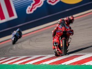 Marc Marquez Jatuh di MotoGP AS 2025: Bukan karena Kepedean!