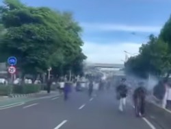 Ribut-ribut Pecah Usai Salat Id di Senen, Warga Saling Kejar di Jalan Raya