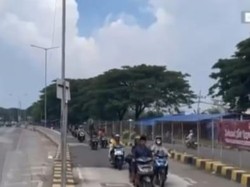 Suramadu Didominasi Kendaraan dari Surabaya ke Madura Hari Pertama Lebaran