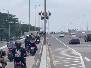 Video: Jembatan Suramadu Ramai Lancar Saat Lebaran Video: Jembatan Suramadu Ramai Lancar Saat Lebaran