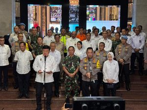 Video: Menko Polkam-Kapolri Cek Kesiapan Pengamanan Malam Takbiran-Salat Id Video: Menko Polkam-Kapolri Cek Kesiapan Pengamanan Malam Takbiran-Salat Id