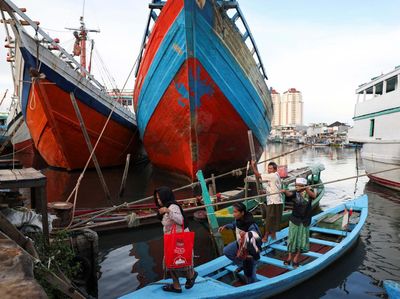 Lihat Lagi Perjuangan Warga Tunaikan Salat Id di Pelabuhan Sunda Kelapa