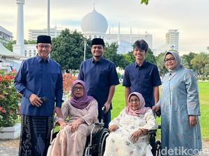 Anies Baswedan Gelar Open House Lebaran Idul Fitri di Lebak Bulus