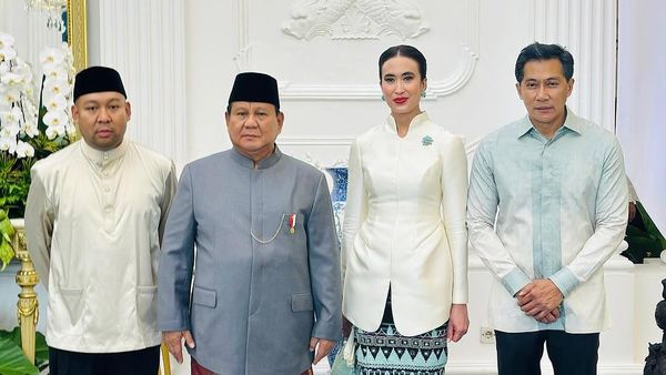 Potret Menpar Widiyanti Bersilaturahmi dengan Presiden Prabowo Saat Lebaran