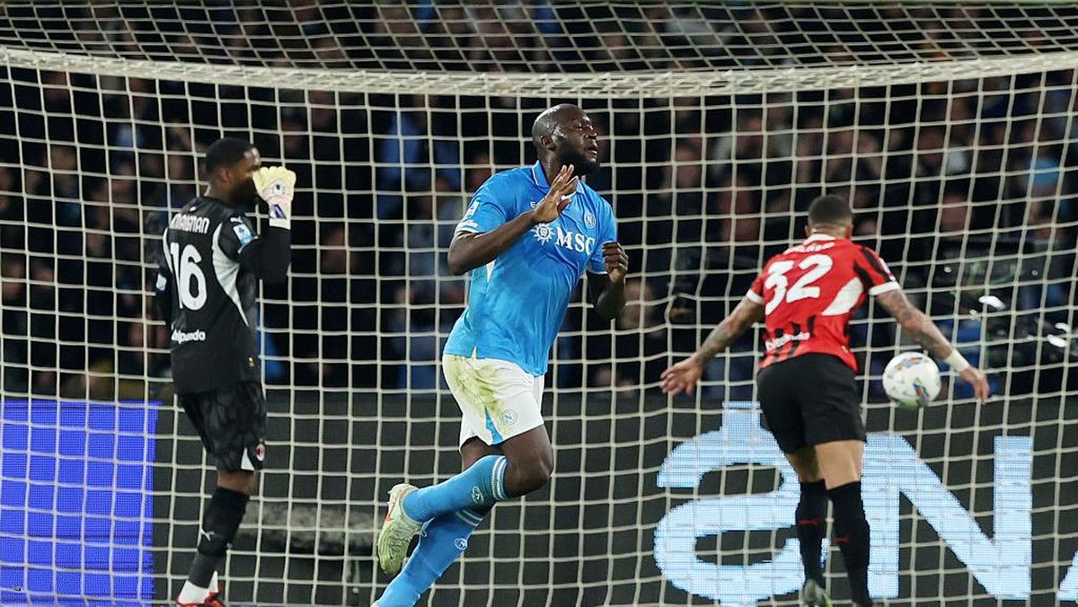 Napoli kalahkan AC Milan 2-1 (Getty Images/Francesco Pecoraro)
