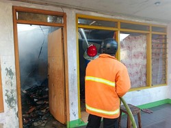 Ditinggal Salat Id, Rumah Kontrakan di Purwokerto Terbakar