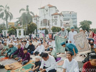 Potret Salat Id di Jatinegara