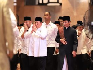 Prabowo dan Gibran Sholat Ied di Istiqlal, Lanjut Halalbihalal di Istana Merdeka Prabowo dan Gibran Sholat Ied di Istiqlal, Lanjut Halalbihalal di Istana Merdeka