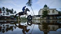 Santri Penunggang Kuda dari Kanzul Ulum Padang
