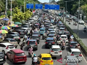 Sisi Lain Jakarta yang Tak Ditinggal Kosong Warganya Saat Lebaran