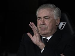 Jangan Pecat Carlo Ancelotti