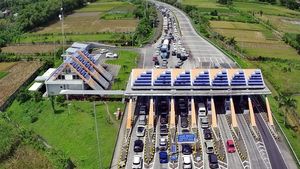 Foto Udara Kepadatan di Pintu Exit Tol Bandar Kedungmulyo Jombang