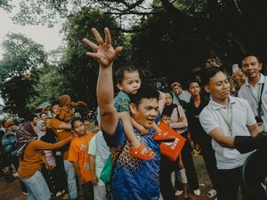 Video: 23 Ribu Pengunjung Padati Taman Margasatwa Ragunan