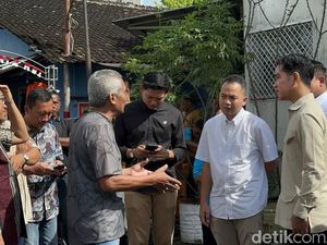 Mudik ke Solo, Wapres Gibran Blusukan hingga Bagi Sembako Mudik ke Solo, Wapres Gibran Blusukan hingga Bagi Sembako