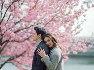 Luna Maya dan Maxime Bouttier Minta Doa Jelang Pernikahan di Bali Luna Maya dan Maxime Bouttier Minta Doa Jelang Pernikahan di Bali