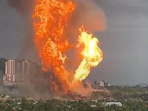 Horor Semburan Api Dampak Ledakan Pipa Gas di Malaysia Horor Semburan Api Dampak Ledakan Pipa Gas di Malaysia