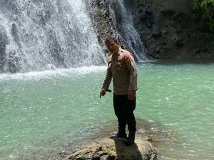 Ibu dan Anak Tewas Tenggelam Saat Libur Lebaran di Curug Cay Bengkulu Ibu dan Anak Tewas Tenggelam Saat Libur Lebaran di Curug Cay Bengkulu