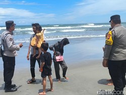 Antisipasi Warga Tenggelam, Polisi Patroli di Pantai Bengkulu