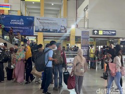 24 Ribu Penumpang Padati Terminal Purabaya Hari Pertama Lebaran
