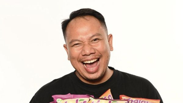 Vicky Prasetyo Sibuk Promosi Kopi Sang Gladiator hingga Keripik Talas