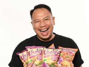 Vicky Prasetyo Sibuk Promosi Kopi Sang Gladiator hingga Keripik Talas