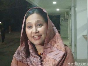 Ayu Azhari: Saya Bersaksi Ray Sahetapy Orang Baik Sekali Ayu Azhari: Saya Bersaksi Ray Sahetapy Orang Baik Sekali