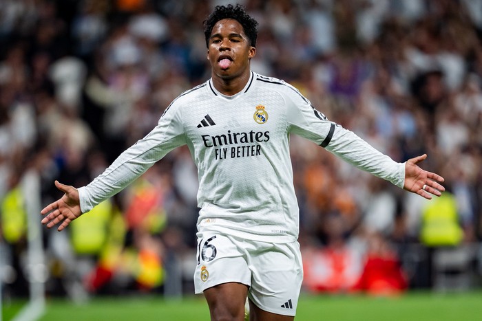 MADRID, SPAIN - APRIL 1: Endrick Felipe Moreira de Sousa of Real Madrid CF celebrates his goal during the Copa del Rey Semi-Final match between Real Madrid CF and Real Sociedad at Estadio Santiago Bernabeu on April 1, 2025 in Madrid, Spain. (Photo by Alberto Gardin/Eurasia Sport Images/Getty Images)