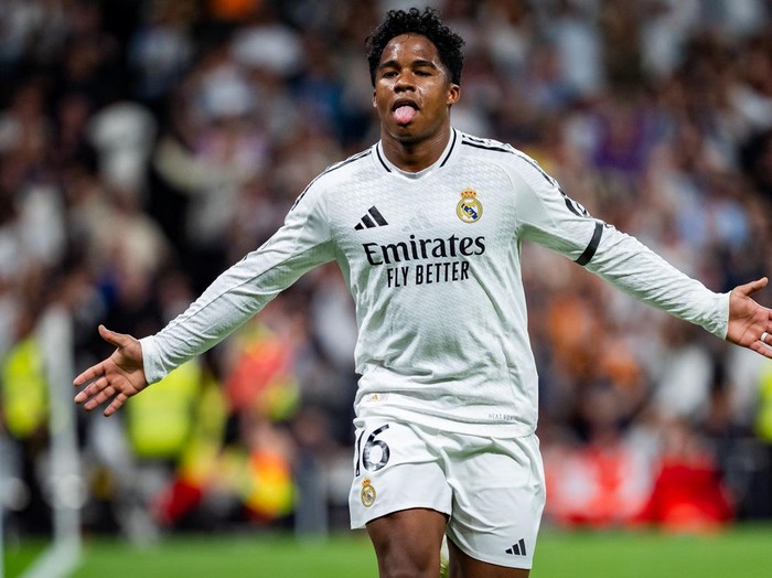 MADRID, SPAIN - APRIL 1: Endrick Felipe Moreira de Sousa of Real Madrid CF celebrates his goal during the Copa del Rey Semi-Final match between Real Madrid CF and Real Sociedad at Estadio Santiago Bernabeu on April 1, 2025 in Madrid, Spain. (Photo by Alberto Gardin/Eurasia Sport Images/Getty Images)