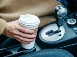 Serangan Tarif Trump Bikin Harga Kopi Naik, Pengusaha Kafe Pusing