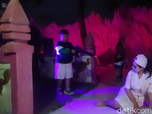 Menjajal Wonderland Ghost Adventure, Rumah Hantu Outdoor di Lembang Menjajal Wonderland Ghost Adventure, Rumah Hantu Outdoor di Lembang