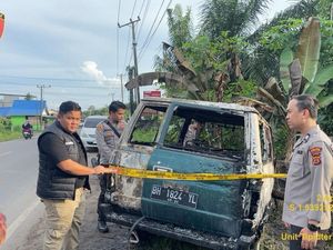 Mobil Kijang di Muaro Jambi yang Isi BBM Berulang Kali Terbakar, Sopir Kabur Mobil Kijang di Muaro Jambi yang Isi BBM Berulang Kali Terbakar, Sopir Kabur