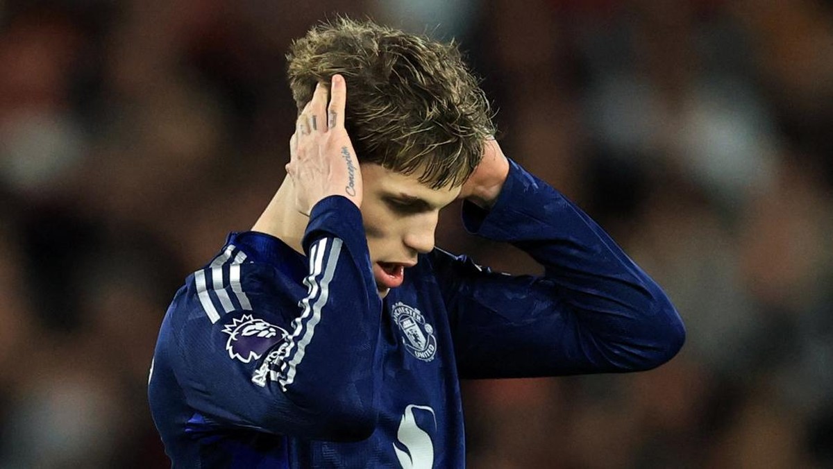 Winger Manchester United Alejandro Garnacho ingin gabung Chelsea (Foto: Action Images via Reuters/Andrew Boyers)