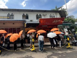 Blok M Kembali Seperti Semula, Antrean Makanan Viral di Mana-mana