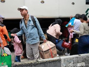 Video: Arus Balik, 7 Ribu Penumpang Tiba di Terminal Kampung Rambutan