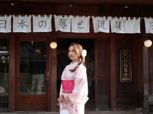 Seru Banget Liburan Jennifer Coppen, dari Jepang Hingga Saudi Seru Banget Liburan Jennifer Coppen, dari Jepang Hingga Saudi