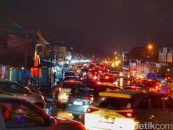 Nagreg Padat Saat Arus Balik Lebaran Malam Ini, One Way Sempat Diterapkan