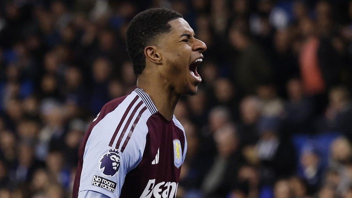 Marcus Rashford Soccer Football - Premier League - Brighton & Hove Albion v Aston Villa - The American Express Community Stadium, Brighton, Britain - April 2, 2025 Aston Villas Marcus Rashford celebrates scoring their first goal Action Images via Reuters/Andrew Couldridge EDITORIAL USE ONLY. NO USE WITH UNAUTHORIZED AUDIO, VIDEO, DATA, FIXTURE LISTS, CLUB/LEAGUE LOGOS OR LIVE SERVICES. ONLINE IN-MATCH USE LIMITED TO 120 IMAGES, NO VIDEO EMULATION. NO USE IN BETTING, GAMES OR SINGLE CLUB/LEAGUE/PLAYER PUBLICATIONS. PLEASE CONTACT YOUR ACCOUNT REPRESENTATIVE FOR FURTHER DETAILS..