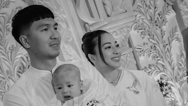 8 Foto Akekah Nael Idrissa Putra Nikita Willy, Kompak Kenakan Busana Seragam