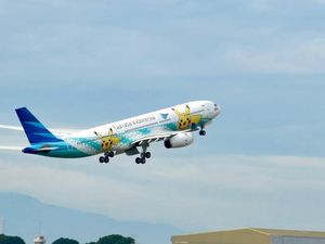 Pikachu Berbatik Resmi Mengudara Bersama Garuda, Begini Penampakannya Pikachu Berbatik Resmi Mengudara Bersama Garuda, Begini Penampakannya