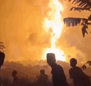 Pesta Petasan Malam Lebaran di Pamekasan Makan Korban, Ada Penonton Tewas Pesta Petasan Malam Lebaran di Pamekasan Makan Korban, Ada Penonton Tewas