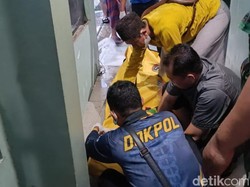 Kagetnya Warga Sidoarjo Melihat Jasad Rifai Tersangkut di Pagar Rumah