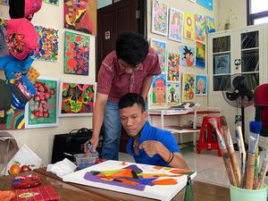 Taman Baca Inklusi di Bekasi Hadirkan Terapi Seni bagi Anak & Difabel Taman Baca Inklusi di Bekasi Hadirkan Terapi Seni bagi Anak & Difabel