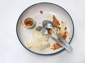 Sering Tak Habiskan Makanan? Ini Anjuran Dalam Hukum Islam Sering Tak Habiskan Makanan? Ini Anjuran Dalam Hukum Islam