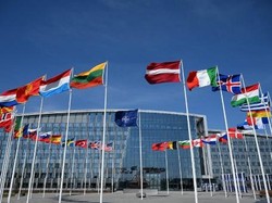 Usai Tarif Trump, AS Minta Negara NATO Tambah Anggaran Pertahanan Masing-masing