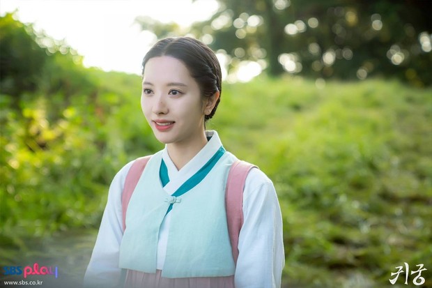 Bona / Kim Jiyeon di Drama The Haunted Palace / Foto : sbs.co.kr