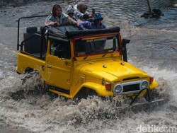 Jip Merapi Masih Jadi Primadona di Momen Libur Lebaran 2025