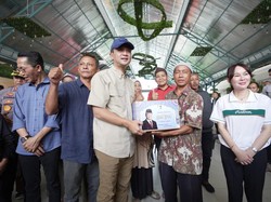 Terima Bingkisan dari Presiden, Warga Rempang: Terima Kasih Pak Prabowo