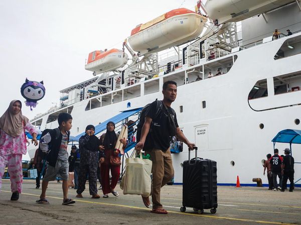 Arus Balik Mulai Terlihat di Pelabuhan Semayang, Puncak Diprediksi 8-10 April