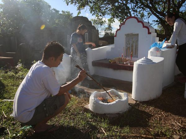 Melihat Tradisi Ceng Beng di Aceh Besar
