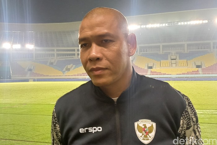 Nova Arianto, Pelatih Timnas Indonesia U-17